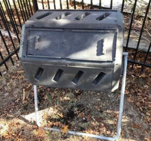 Compost tumbler